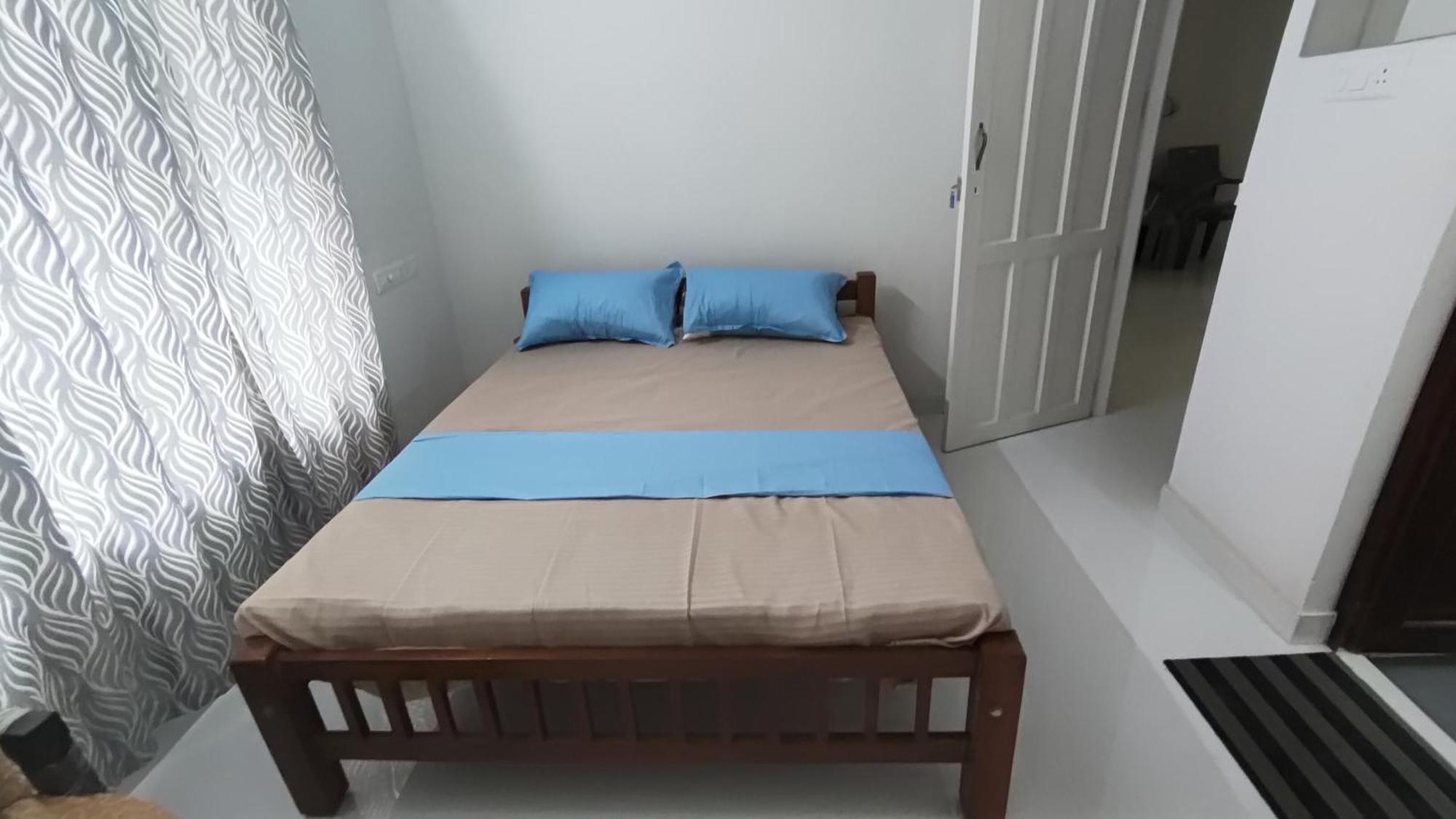 Sivasarass Rooms Thiruvananthapuram Buitenkant foto
